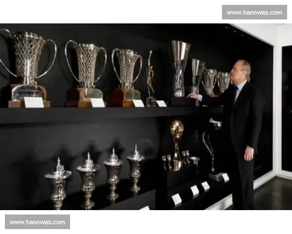 西甲MVP奖杯花落谁家巨星云集，竞争白热化！